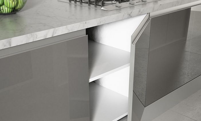 Puerta tirador integrado