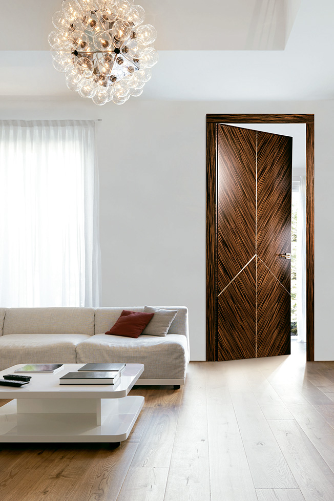 Puertas interiores y exteriores